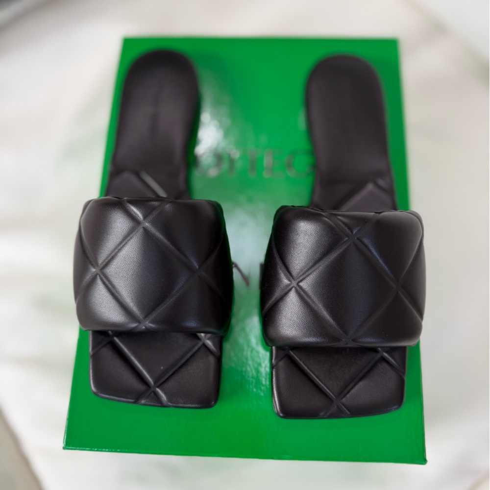 Bottega Veneta Black Quilted Leather Slide Sandals